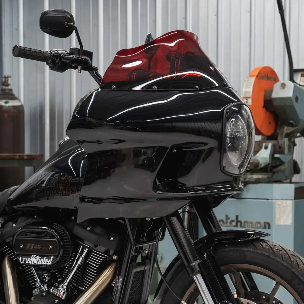 Kolor Flare® Windshield for Harley-Davidson® FXRP Style Fairings (Red)