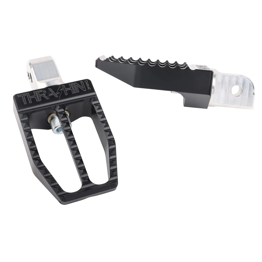THRASHIN - Militant Peg - Black - 18+ Softail Rear - TSC-2019-1-SR