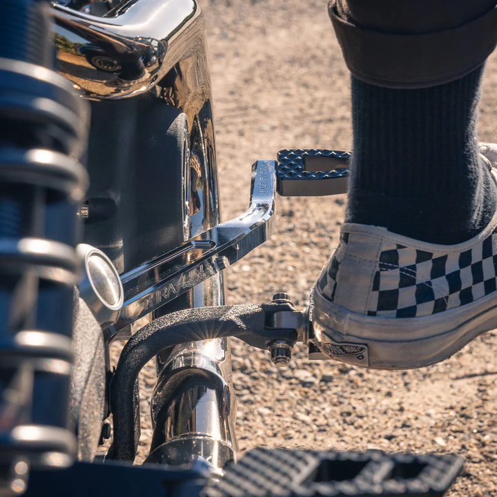 Thrashin Brake Pedal Arm Dyna 99-17 w/Mid Controls - Chrome - TSC-2303-3